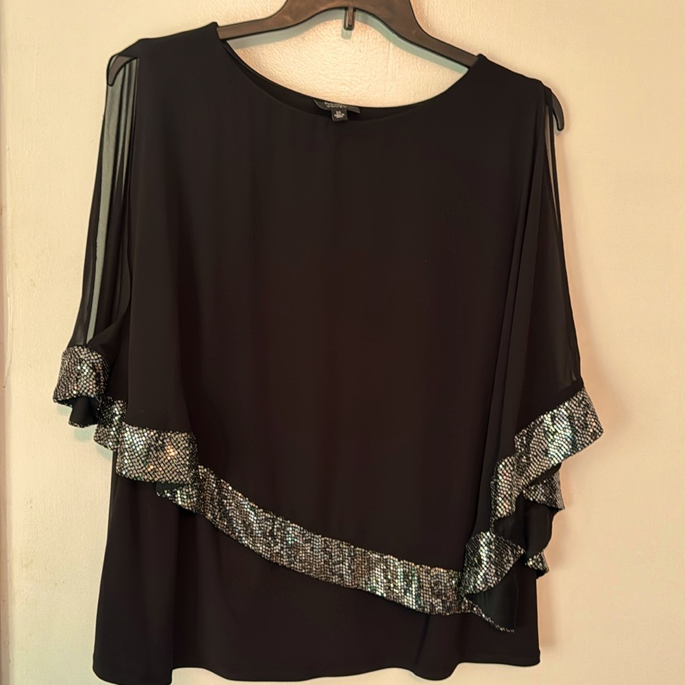 Cold Shoulder elegant asymmetric sequined top